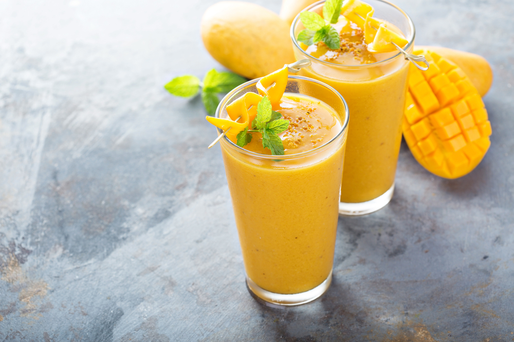 oaty mango smoothie